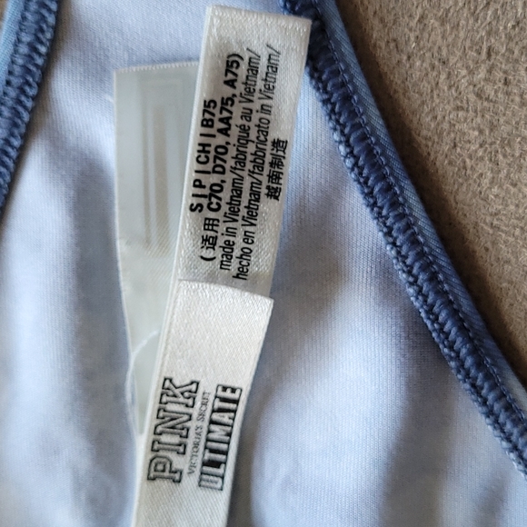 PINK by VS Ultimate lightly lined bra with cute front twist. Blue tie-dye. Small - Picture 2 of 4